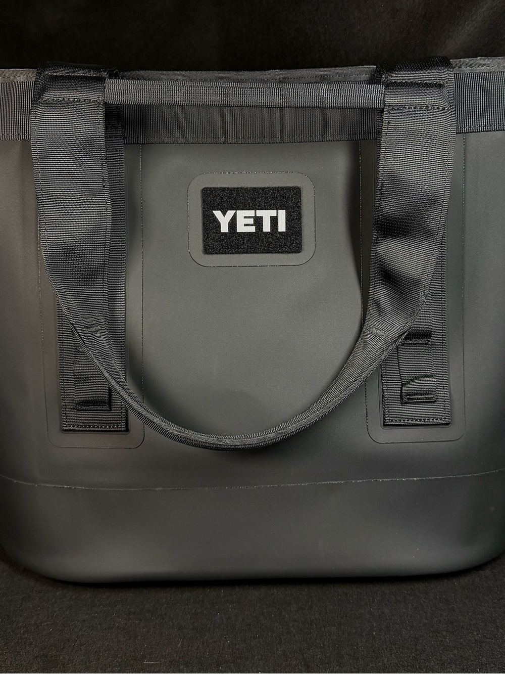 Yeti Camino 35 Carryall Bag — Black NWT - Picture 3 of 8